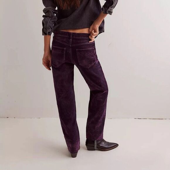 Free People We the Free First Class Low Rise Relaxed Straight Flocked Jeans - Picture 4 of 7